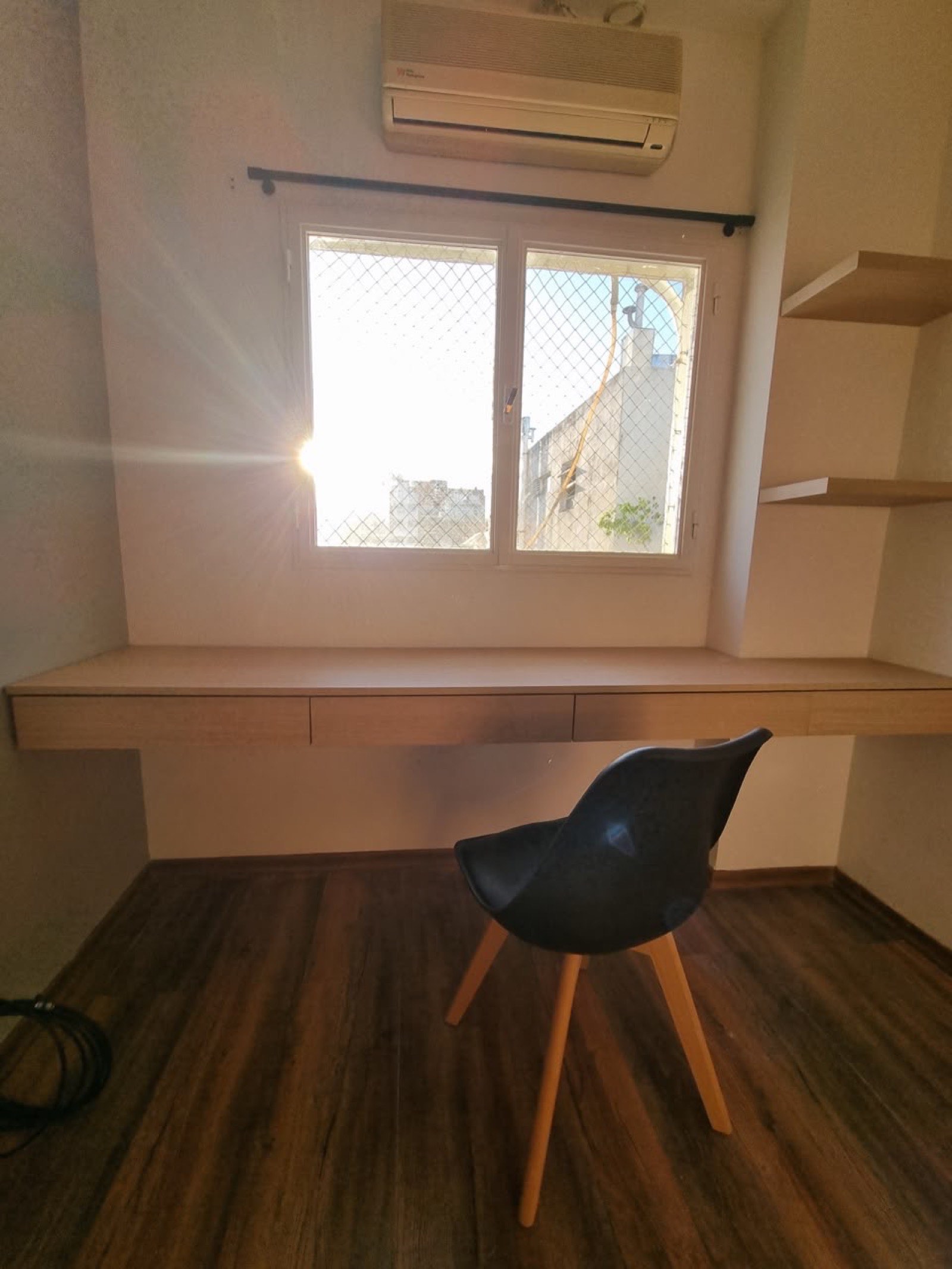 Escritorio Caballito